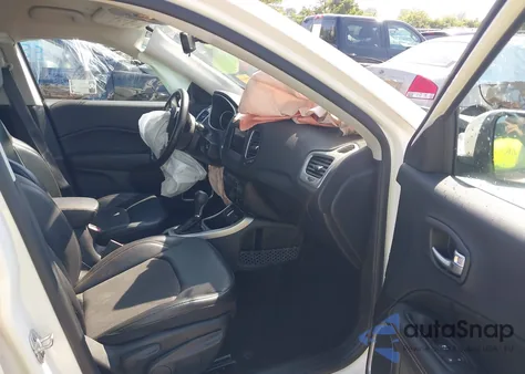 2020 Jeep Compass Latitude Fwd из США, поврежденный, VIN 3C4NJCBB6LT108374